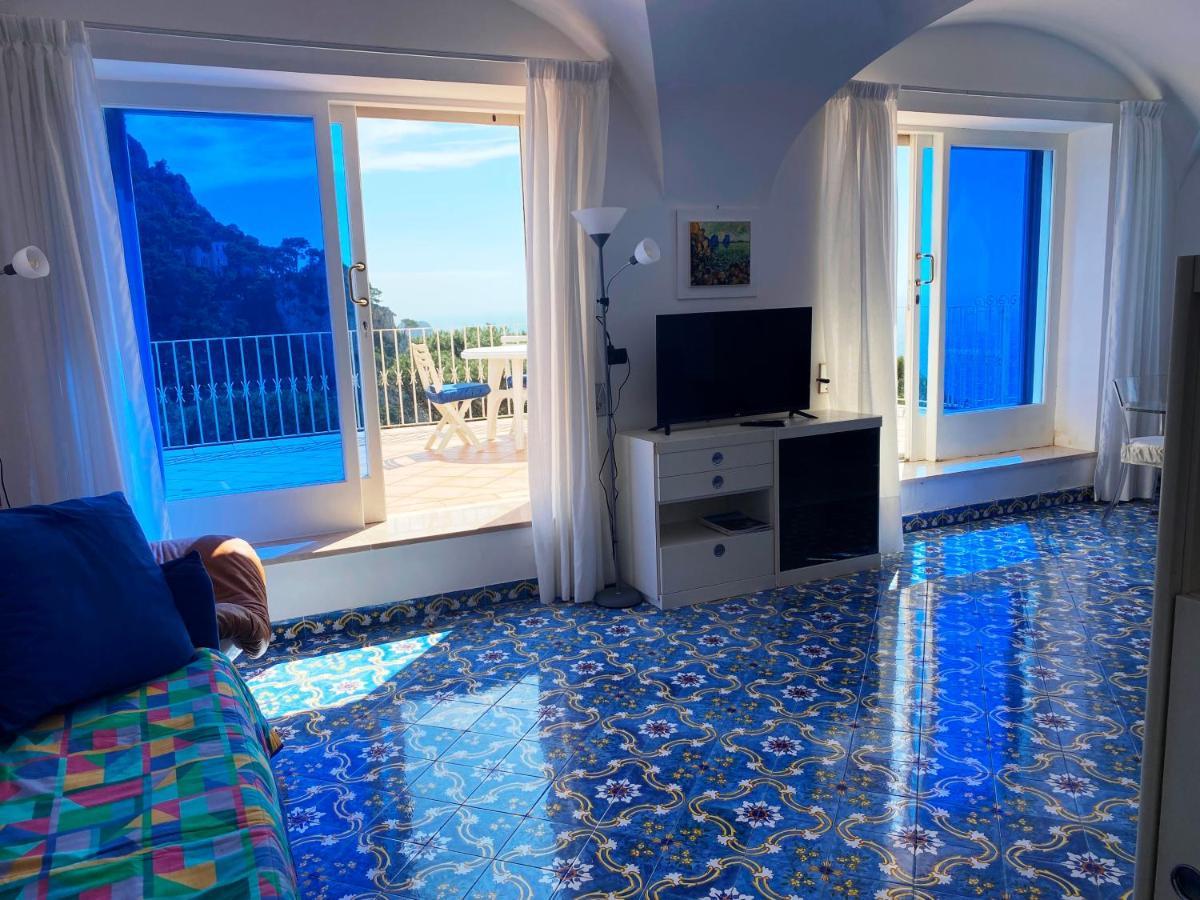 Regina Di Capri - Suite Vista Faraglioni 外观 照片