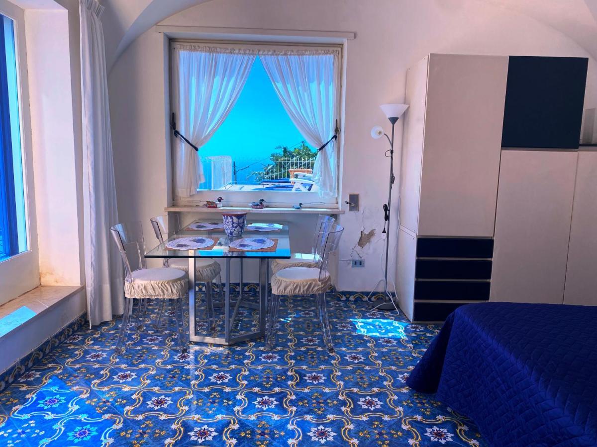 Regina Di Capri - Suite Vista Faraglioni 外观 照片