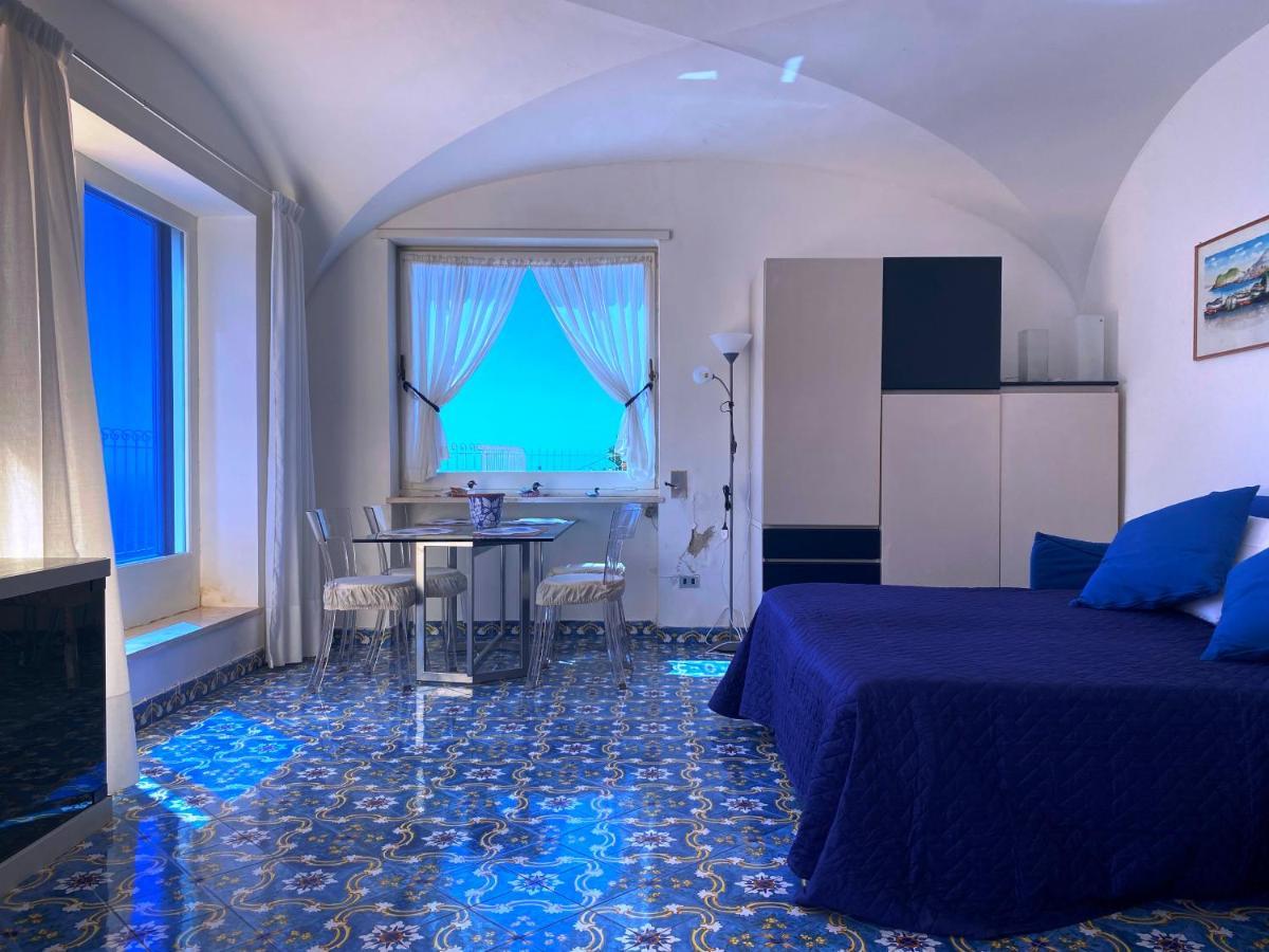 Regina Di Capri - Suite Vista Faraglioni 外观 照片