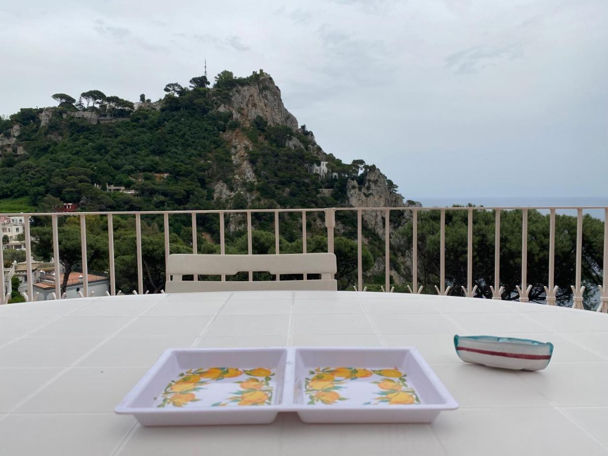 Regina Di Capri - Suite Vista Faraglioni 外观 照片